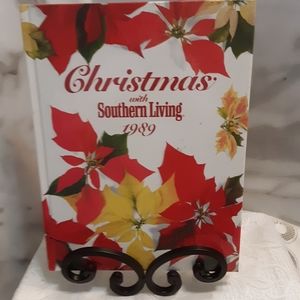 1989 cook book for your family collection.